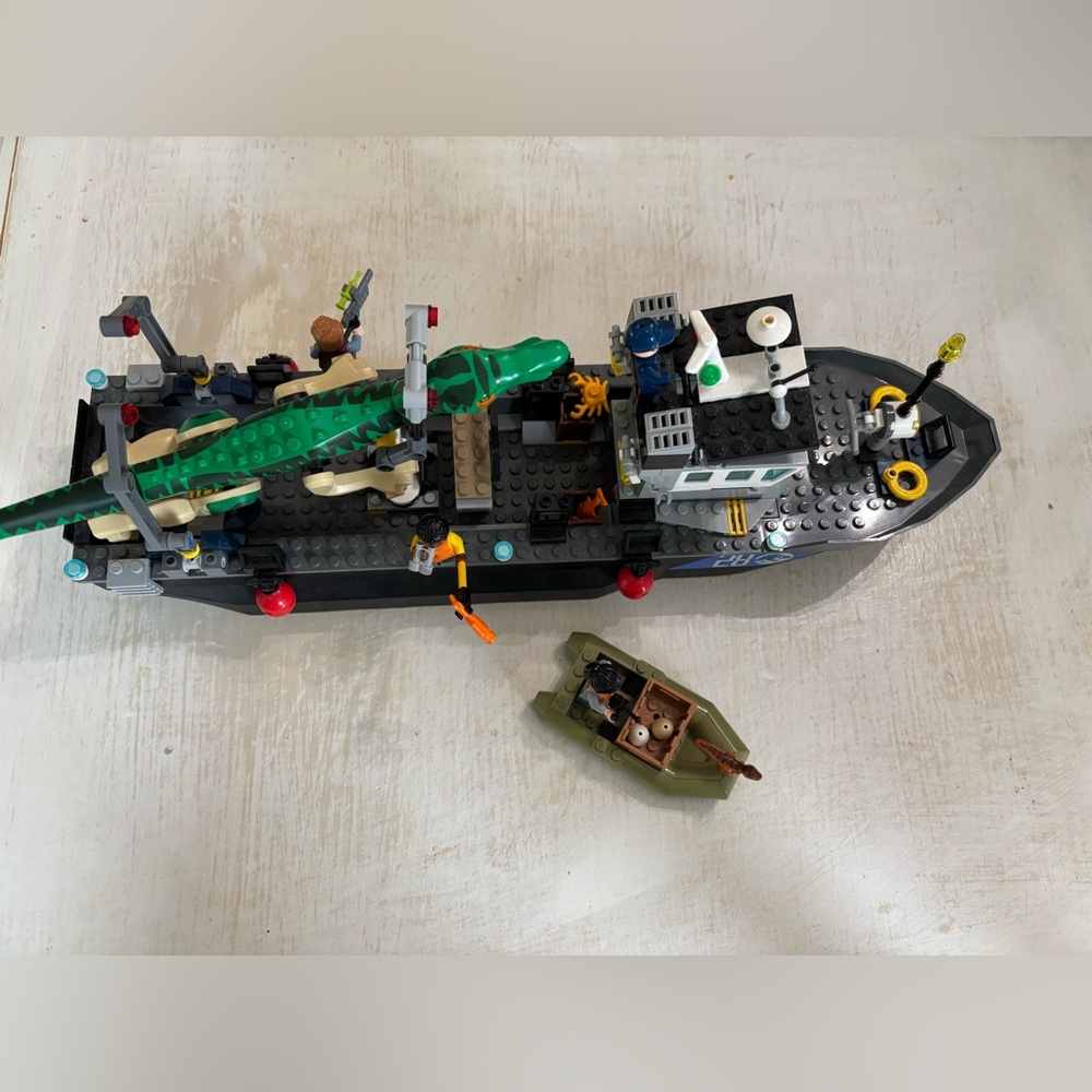 LEGO Jurassic World Baryonyx Dinosaur Boat Escape Retired Replacement Parts